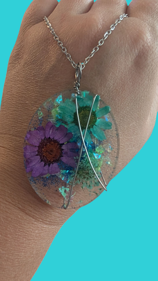 Enchanted flower pendant