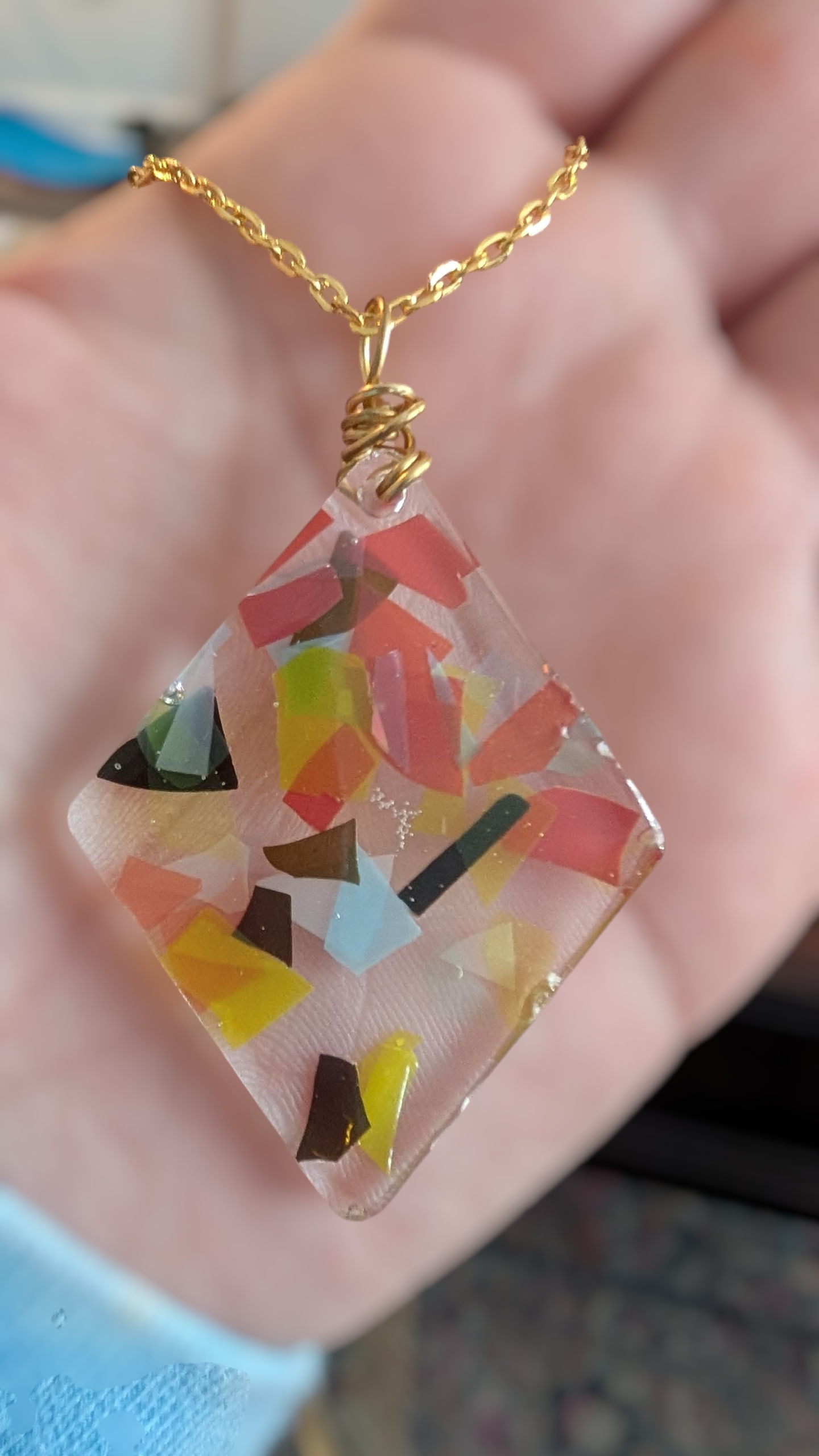 Diamond edge pendant