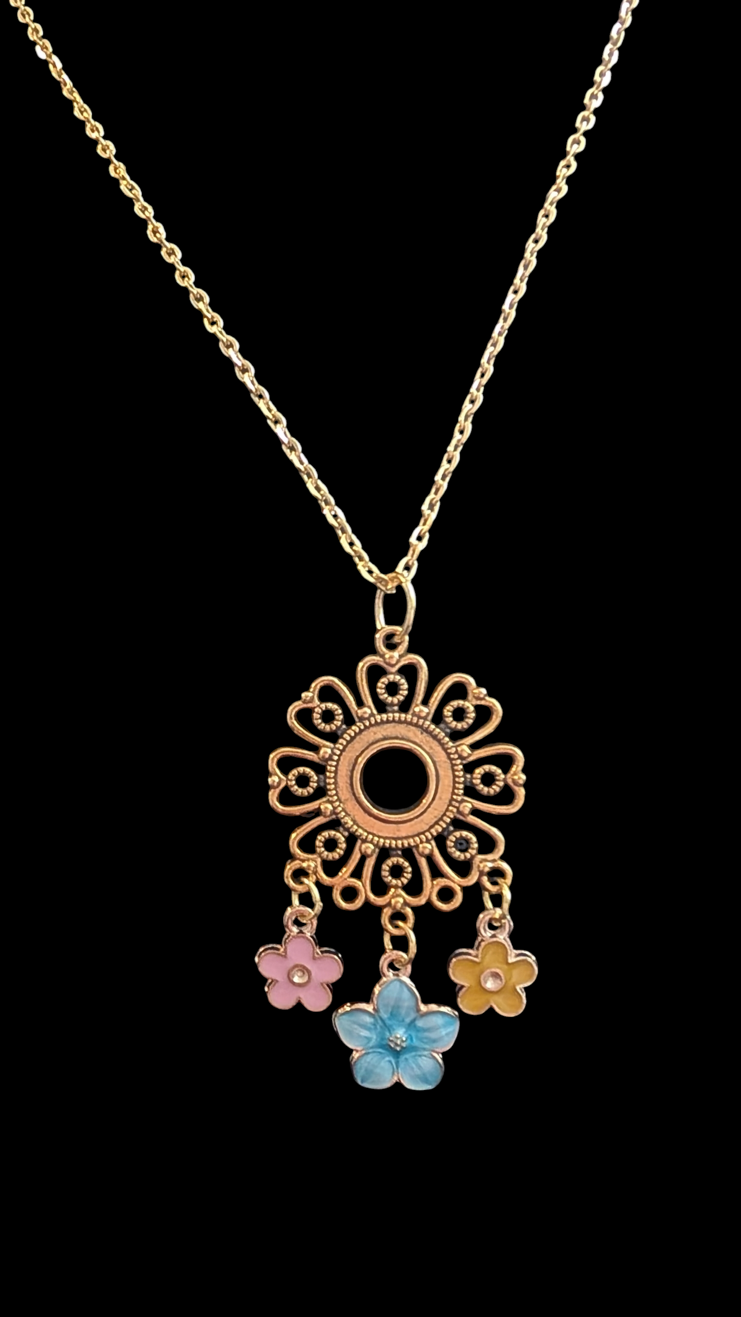 Flower enchanted necklace